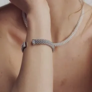 Bracciale chicco rigido argento