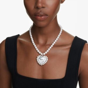 Collana Ariana Grande x Swarovski Crystal Pearl, taglio Heart, Cuore, Bianca.