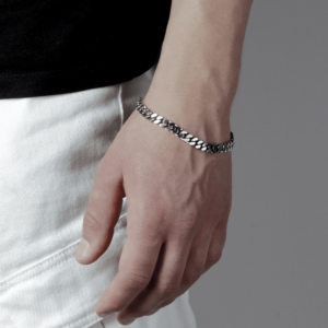 COLLANA FILO SPINATO IN ARGENTO