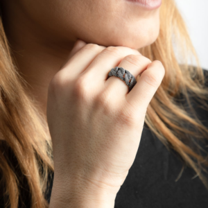 ANELLO GRUMETTA PICCOLA PUNTINATA