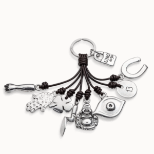 Portachiavi in cuoio e amuleti placcato argento Sterling