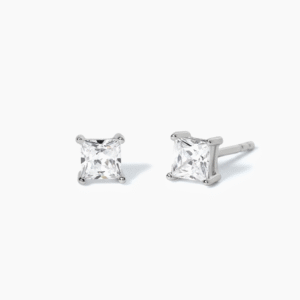 Orecchini a lobo con zircone quadrato punto luce