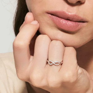 Anello Shine Me Up Infinito e Zirconi