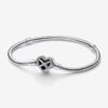 Bracciale Pandora Moments con maglia snake e chiusura a cuore con infinito scint