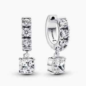 Orecchini Cerchi con Punto Luce e Pavè