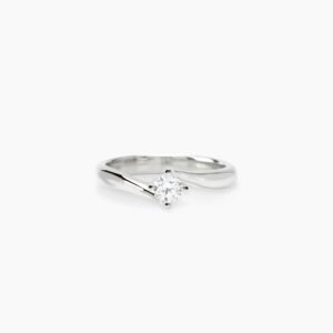 Anello solitario con diamante lab-grown