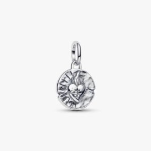 Charm Medallion Cuore Sacro "Amor Vincit Omnia"