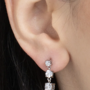 MONO ORECCHINO DONNA IN ACCIAIO CON ZIRCONI BIANCHI