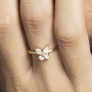 ANELLO DONNA IN ACCIAIO COLORE ORO CON FARFALLA E ZIRCONI BIANCHI