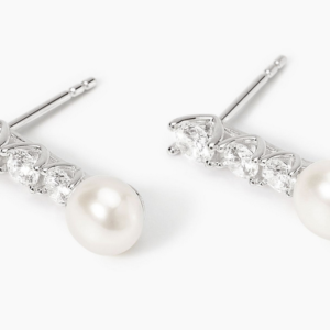 Orecchini pendenti in argento con zirconi e perle
